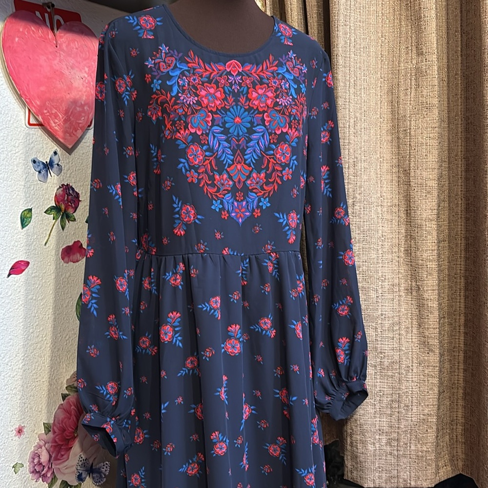 Scoop, navy/ red and blue floral balloon sleeve prairie style maxi dress. Size L